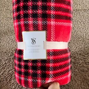 Victoria's Secret Red Plaid Fleece Blanket